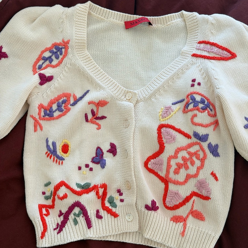 Max&Co Cream Cardigan with Colorful Embroidery
